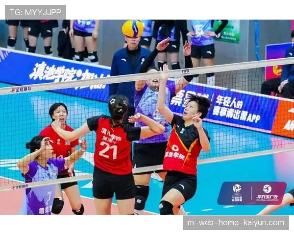 上海光明优倍女排三战全胜提前锁定四强 范赖克沃隆科娃双外援火力全开